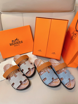 Hermes Chypre Sandal (2 colors)
