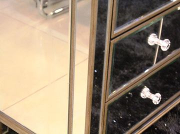 Комод зеркальный 10-02 ( MAGIC MIRROR )