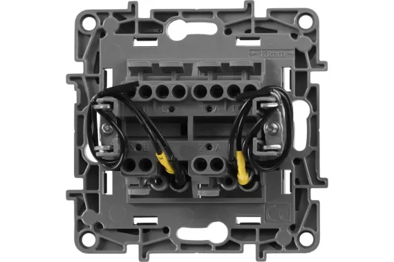 Выключатель Legrand Etika 2-клавишный с индикатором проходной алюминий 30182