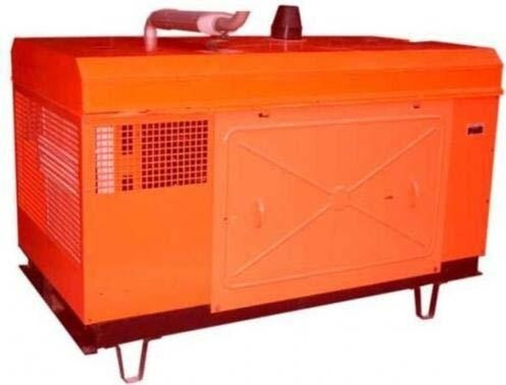 Компрессор винтовой передвижной дизельный ЗИФ ПВ-8/0,7 на раме в кожухе ЗИФ-00018926