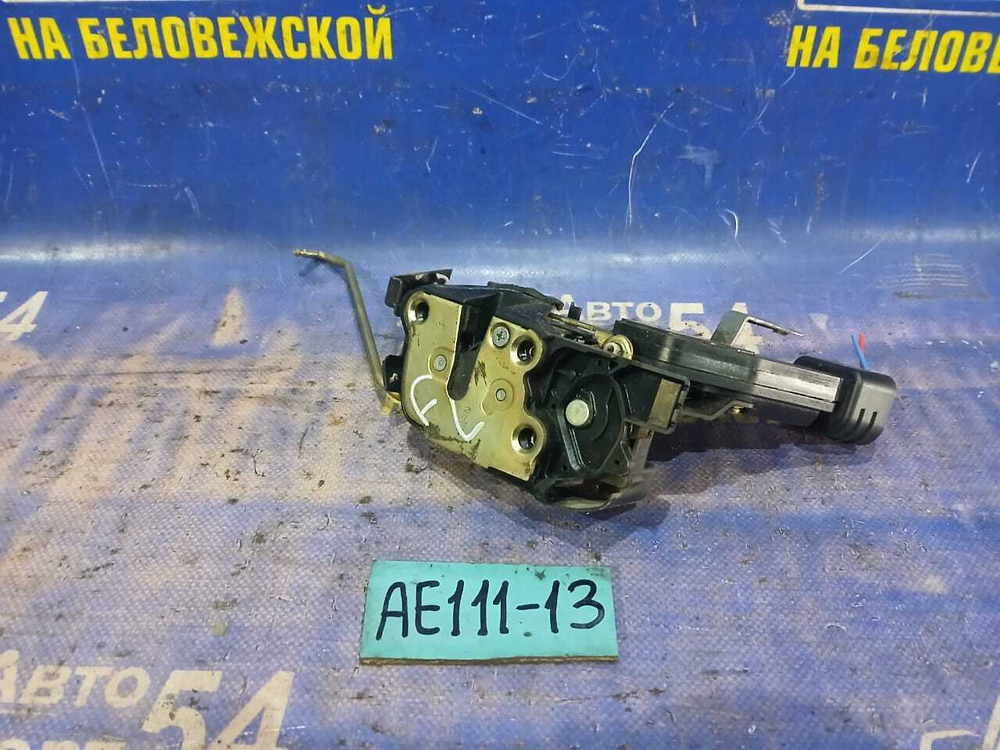 Замок двери передней левой TOYOTA SPACIO 1998