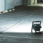 Аккумуляторный фонарь Makita DEADML805