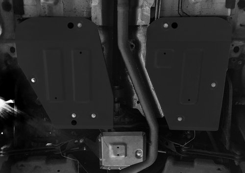 Защита топливного бака Rival для Geely Monjaro АКПП 4WD 2022-н.в., сталь 1.5 мм, с крепежом, штампованная, 111.1933.1