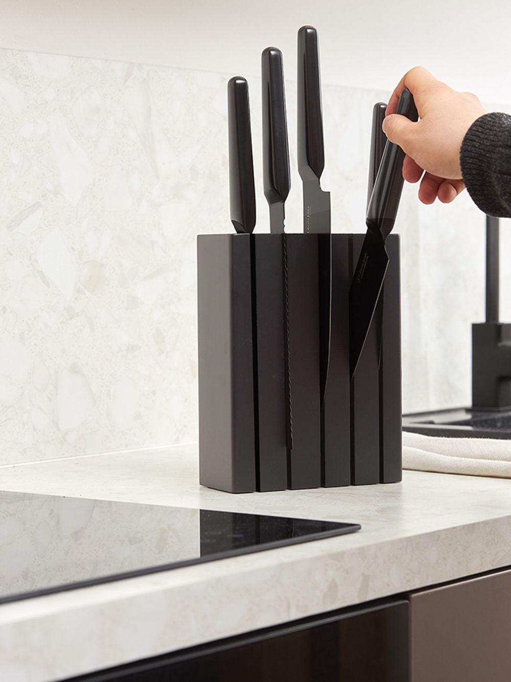Подставка для ножей Hevea, черная