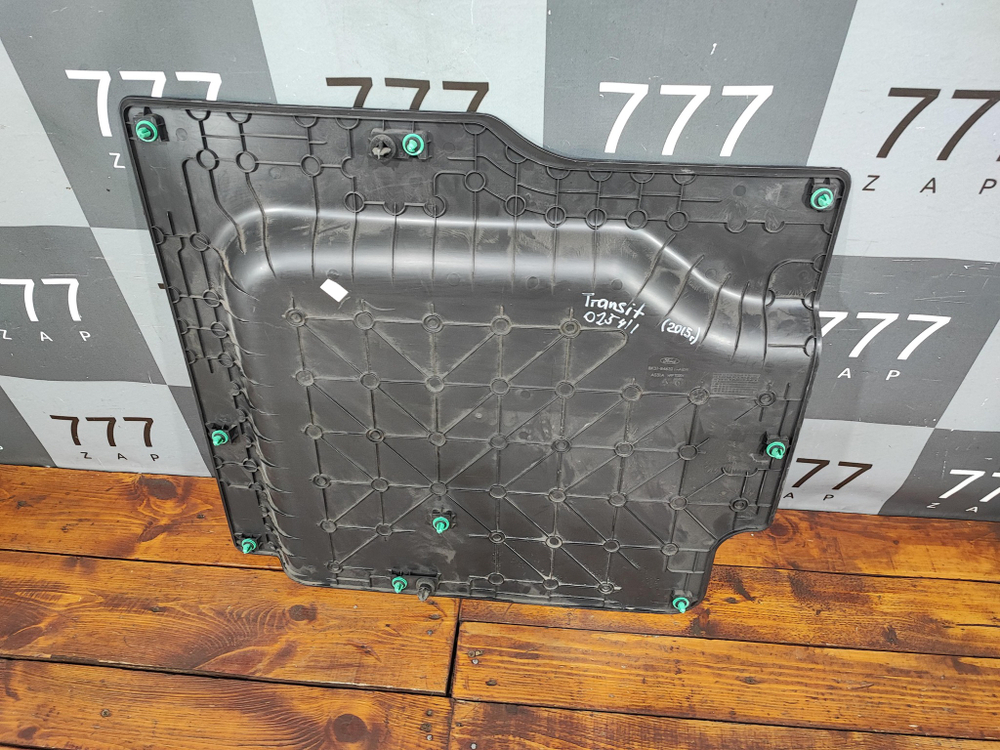 Обшивка двери багажника Ford Transit 7 14-нв Б/У Оригинал bk31b46321aew