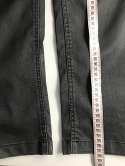 Джинсы Comme des Garsons темные, маркировка 38, визуально на 44 размер