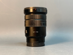 Sony 18-105mm 4 G OSS PZ E царапки на передней линзе