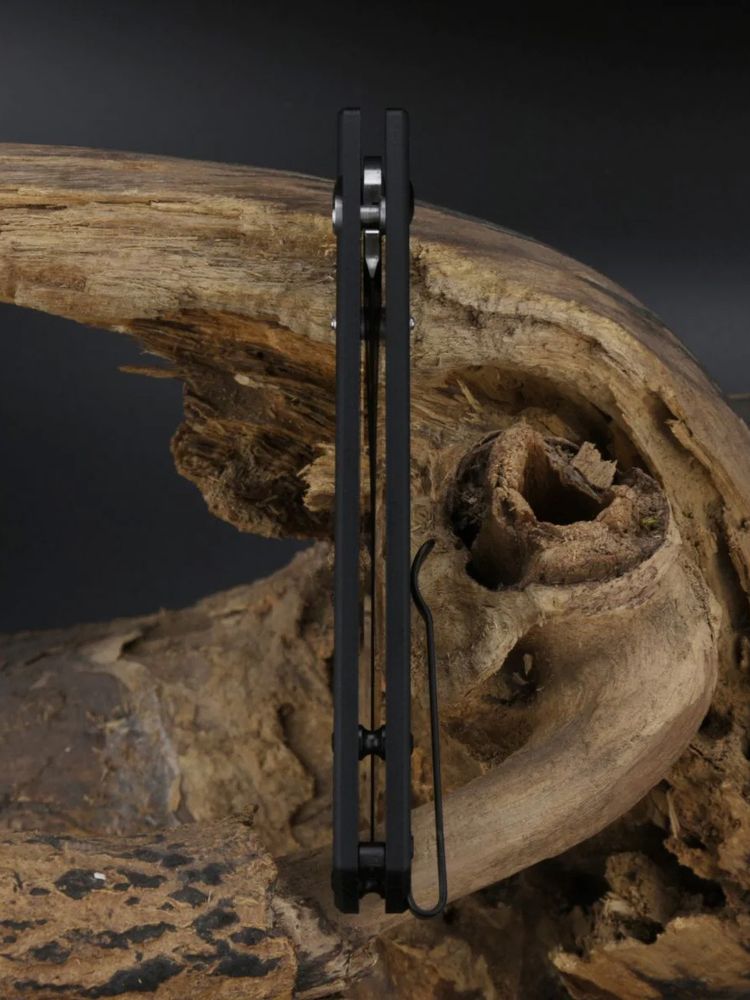 Нож Artisan Cutlery 1856P-BK Andromeda