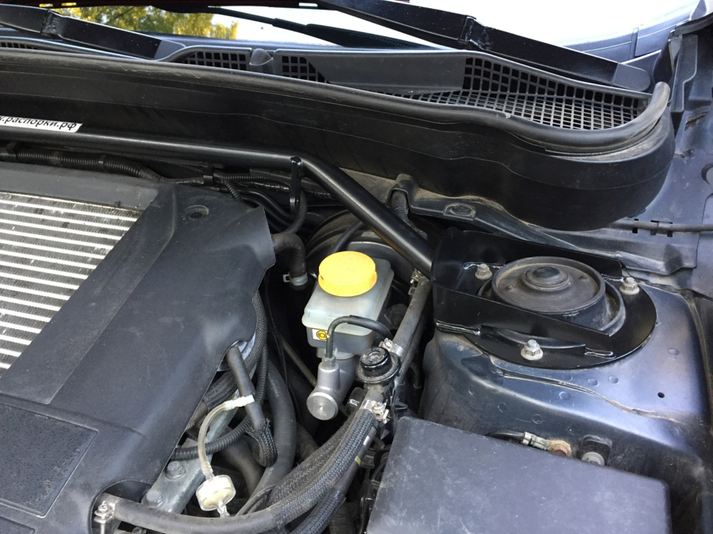 Распорка передних стоек (цельная) Subaru Forester 3 (SH) и Subaru Impreza (GH)