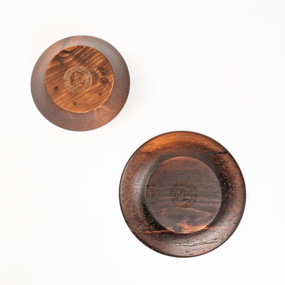 Набор деревянных тарелок из дерева сибирский кедр - 2 шт. TN75