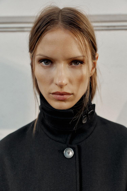 ZARA КОРОТКОЕ ПАЛЬТО ИЗ СМЕСОВОЙ ШЕРСТИ С ВОРОТНИКОМ-СТОЙКОЙ, ЧЕРНЫЙ