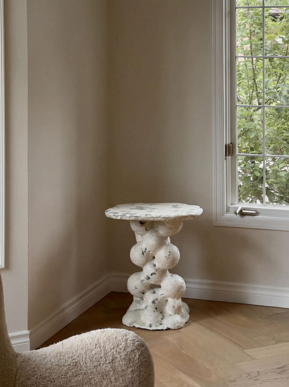 Столик «Мраморный снег»