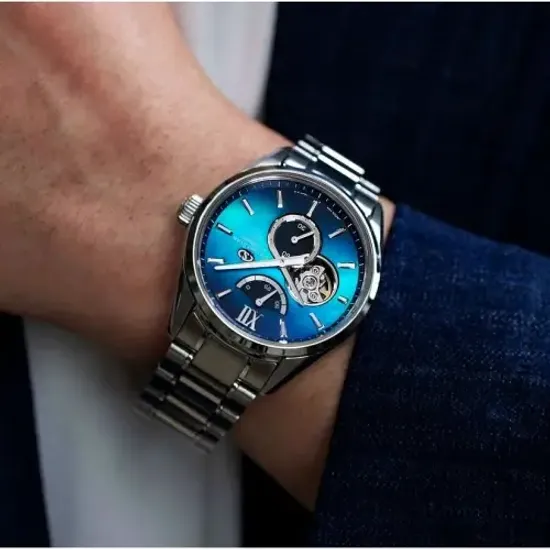 Наручные часы Orient RE-BY0004A00B