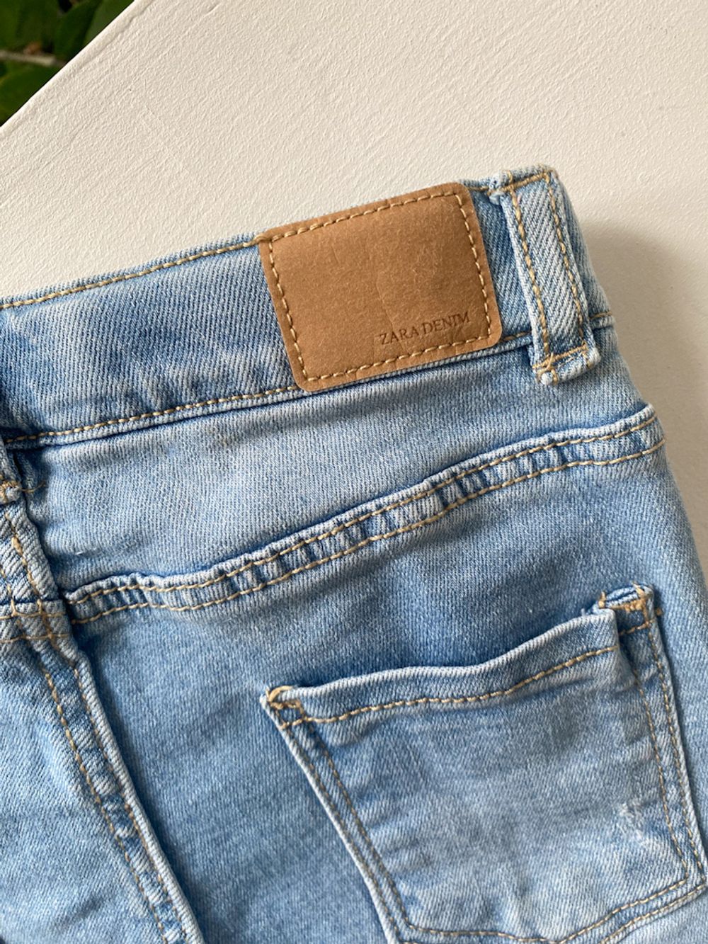 Джинсы Zara , 110