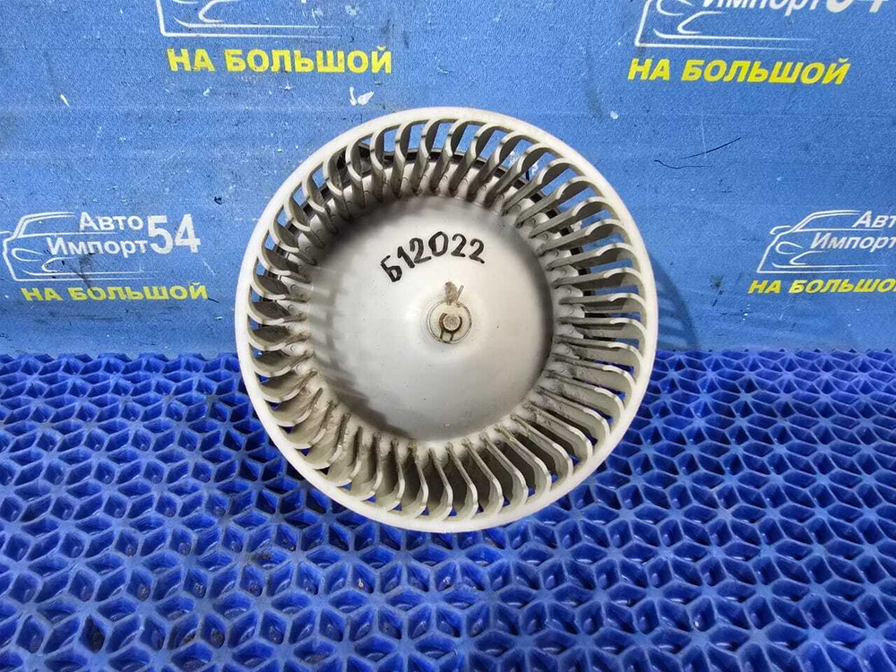 Моторчик печки MAZDA DEMIO 1996-2002