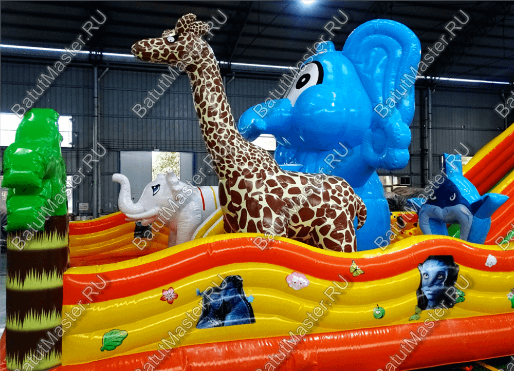 Коммерческий надувной батут "Слоны и жираф" 18*9*8,5 м
