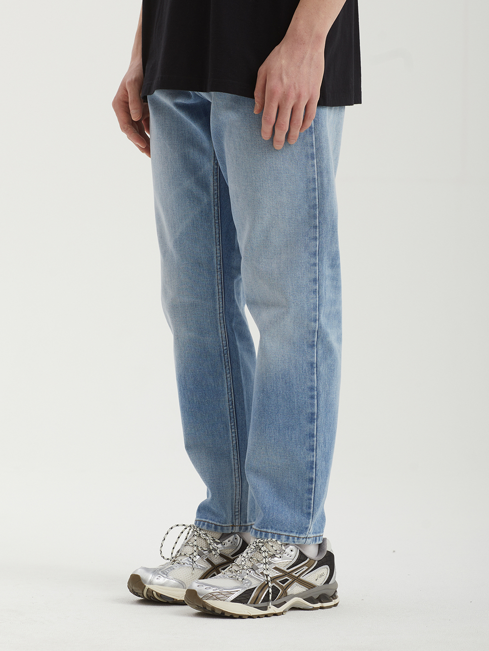 Мужские Джинсы (Relaxed Tapered Fit) Newel
