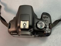 Canon 1300D kit 18-55mm IS III 311 кадров