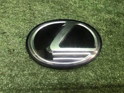 Эмблема решетки радиатора Lexus RX 3 AL10 (08-12)
