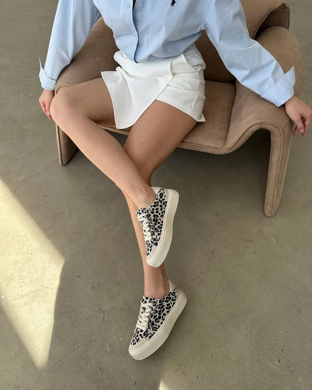 Кеды из эко замши