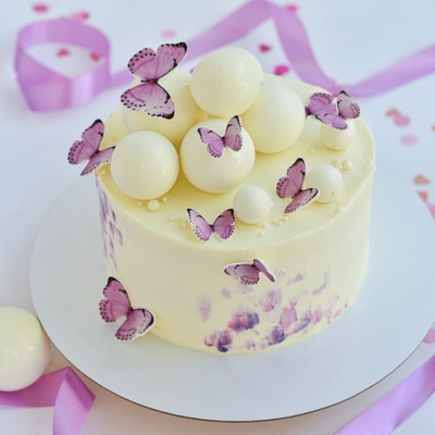 Торт на день рождения «Бабочки» девушке, жене, маме, дочке