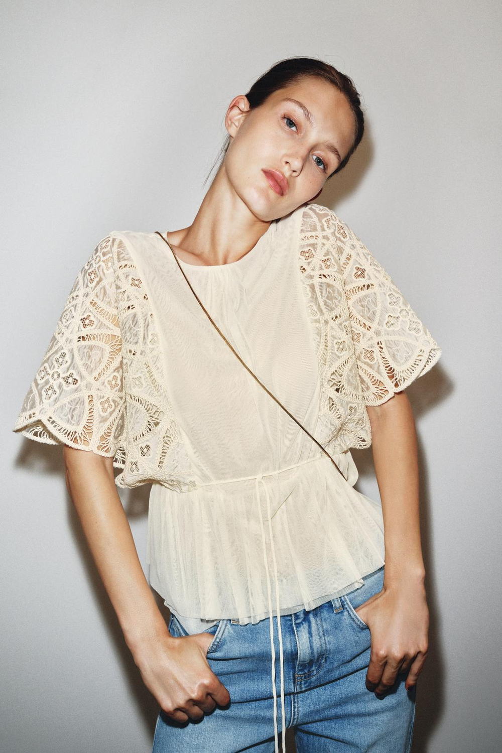 ZARA ТОП С ВЫШИВКОЙ, ВАНИЛЬНЫЙ