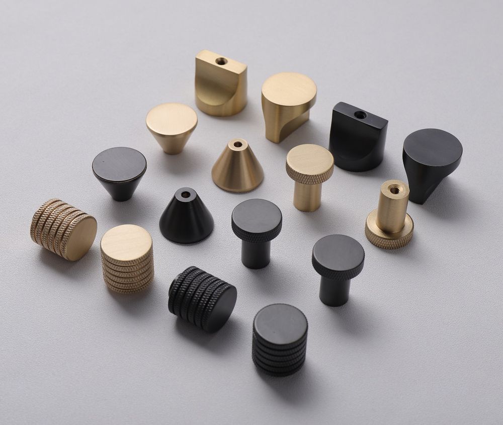 Ручка-кнопка HK003 brass