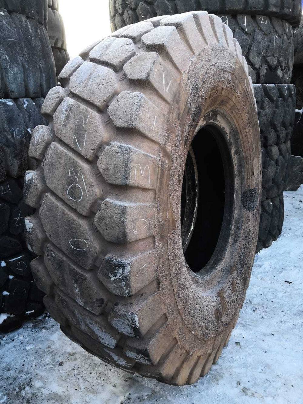 21.00R35 Belshina Бел-210 шина б/у