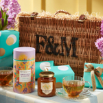 Fortnum&Mason Набор с печеньем The Springtime Hamper