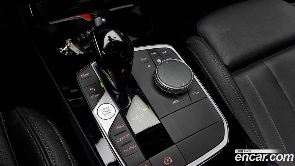 BMW 1 Series (F40) M135i xDrive 프리즘 (06.2022)