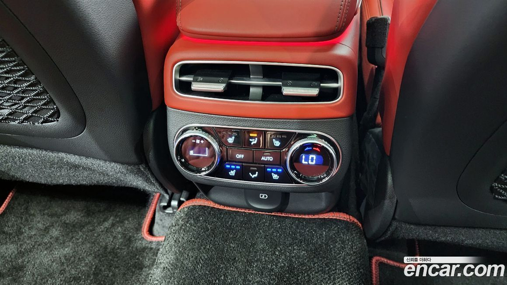 Genesis GV70 2.5T Бензин AWD (05.2022)