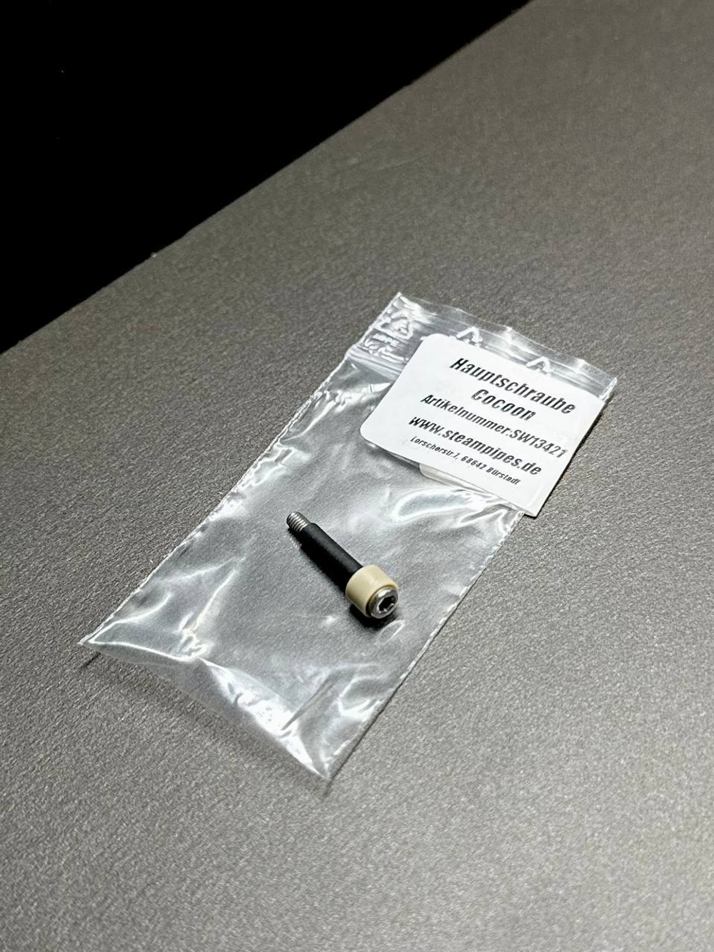 Steampipes Cocoon RTA Main Screw