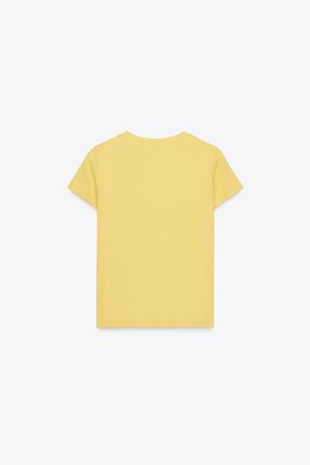 ZARA ФУТБОЛКА С ТЕКСТОВЫМ ПРИНТОМ, ЖЕЛТЫЙ