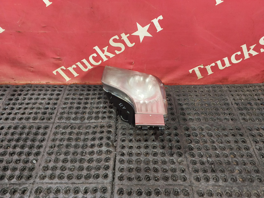 Фара левая 2019г.