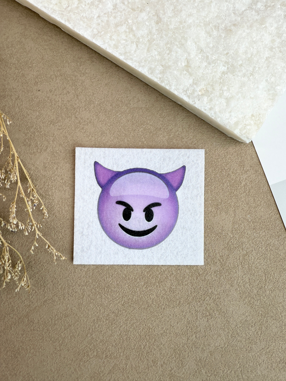 Шаблон emoji