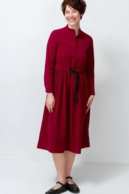 Платье на пуговицах с кулиской бордового цвета из купры