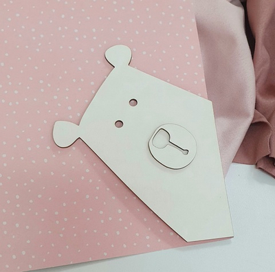 Заготовка для тиснения "Мишка выглядывает"