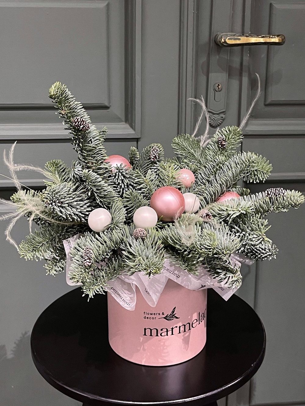 Новогодняя композиция в коробочке со стифой