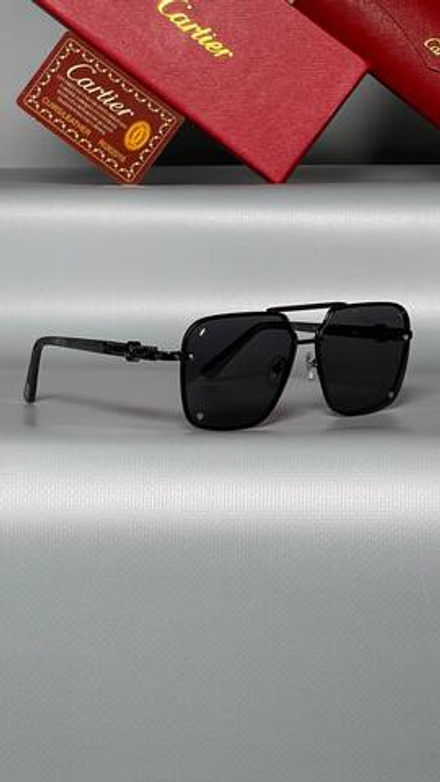 Солнцезащитные очки Cartier