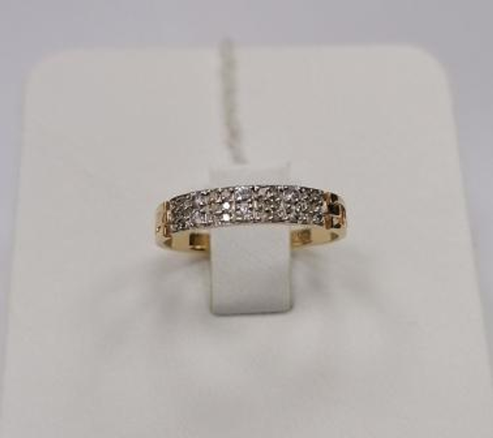 Кольцо из золота с бриллиантами