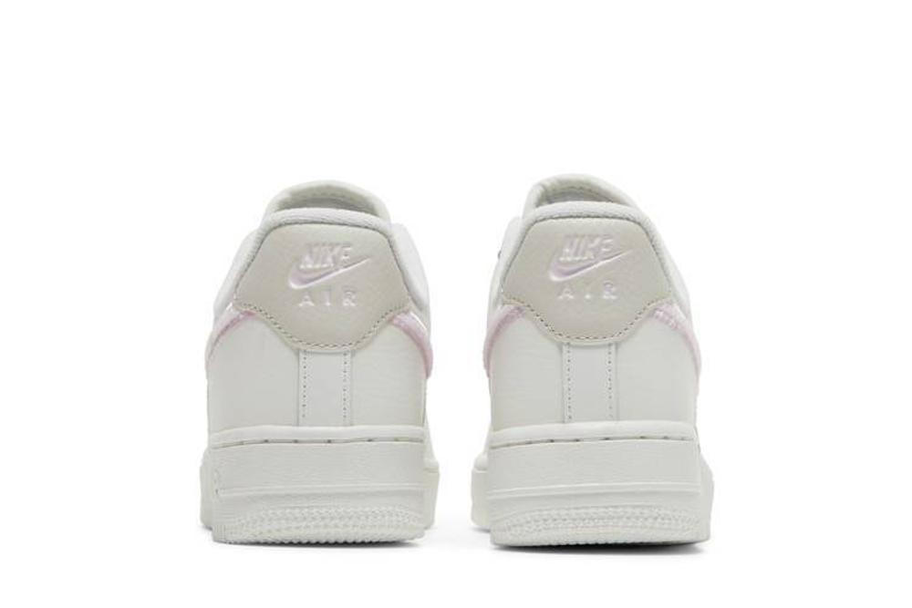 Кроссовки Nike Air Force 1 Low "Chenille Swoosh" (Женская размерная сетка)