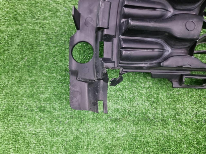 Решетка переднего бампера Citroen DS4 (2010-2015)