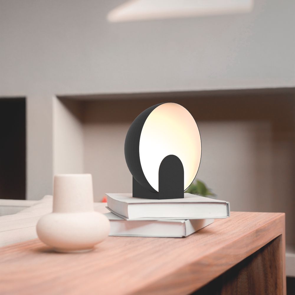 8433 Настольная лампа OCULO