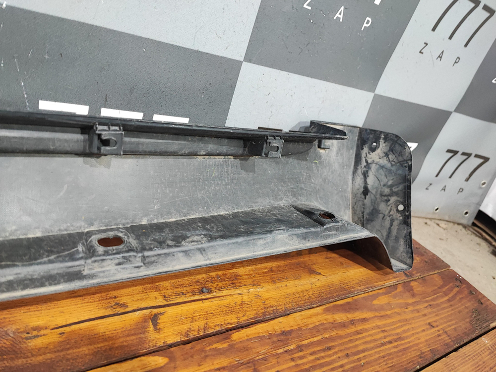 Накладка порога левого Toyota Land Cruiser 200 07-12 Б/У Оригинал 7586060040