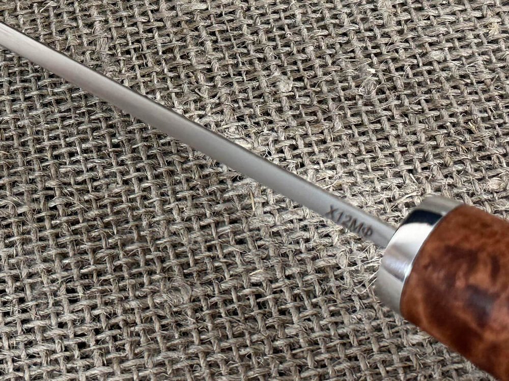 Шкуросъемный нож "Якут" с кованым долом, рукоять мореная карельская береза