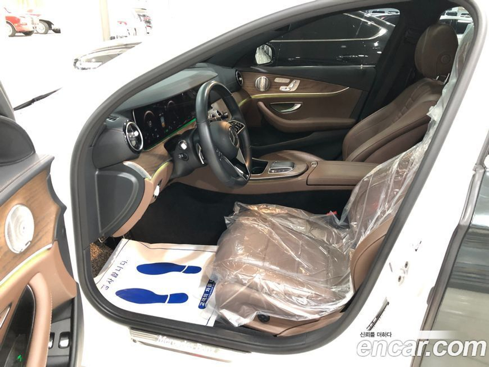 Mercedes-Benz E-Class W213 E300e 4MATIC Exclusive (06.2021)