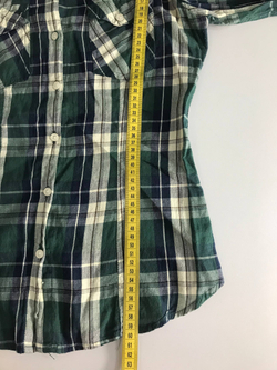Рубашка в модную клетку, визуально на 40 размер