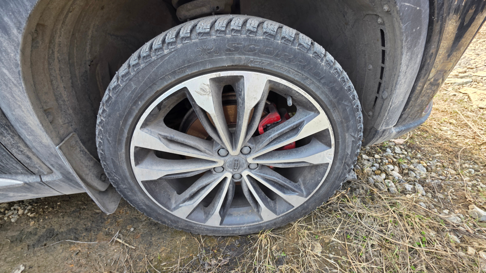 Geely Tugella Flagship 2.0T (238 hp) 8AT 4WD