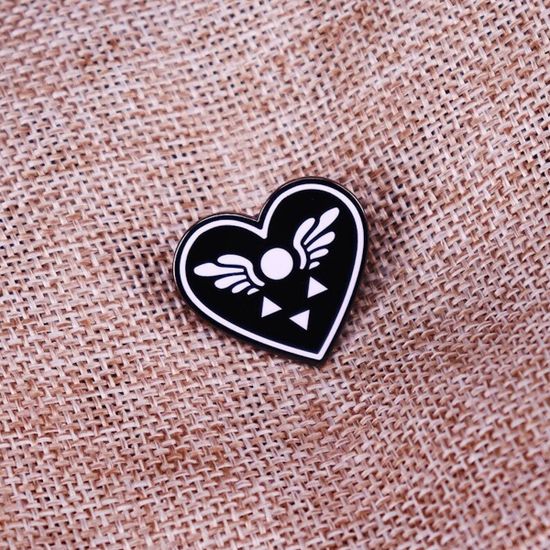 Значок металлический Андертейл - Дельтарун, р-р 2,7х3см