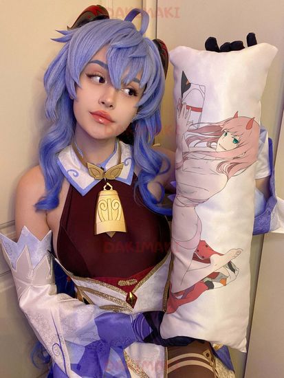 Мини дакимакура Зеро Ту 002 из Милый во Франкcе арт. M0865, 60х20 см